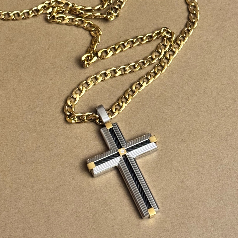 Stainless Steel Cross Pendant Necklace